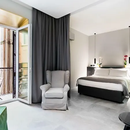 Etruscan Luxury *